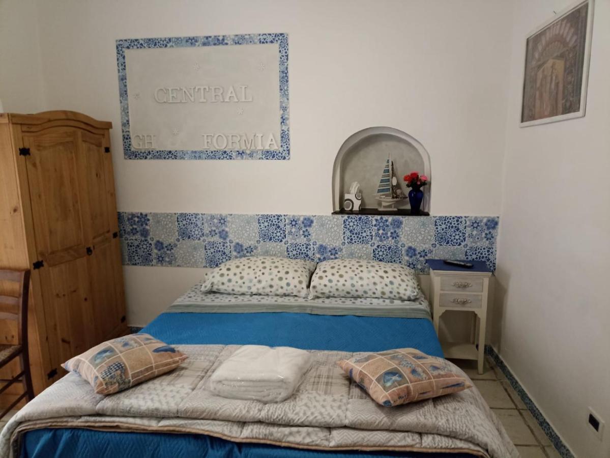 Central Gh Formia Exterior photo